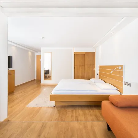 Отель Gartenhotel Feldeck 3*