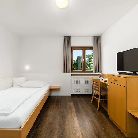 Отель Gartenhotel Feldeck Lauchringen